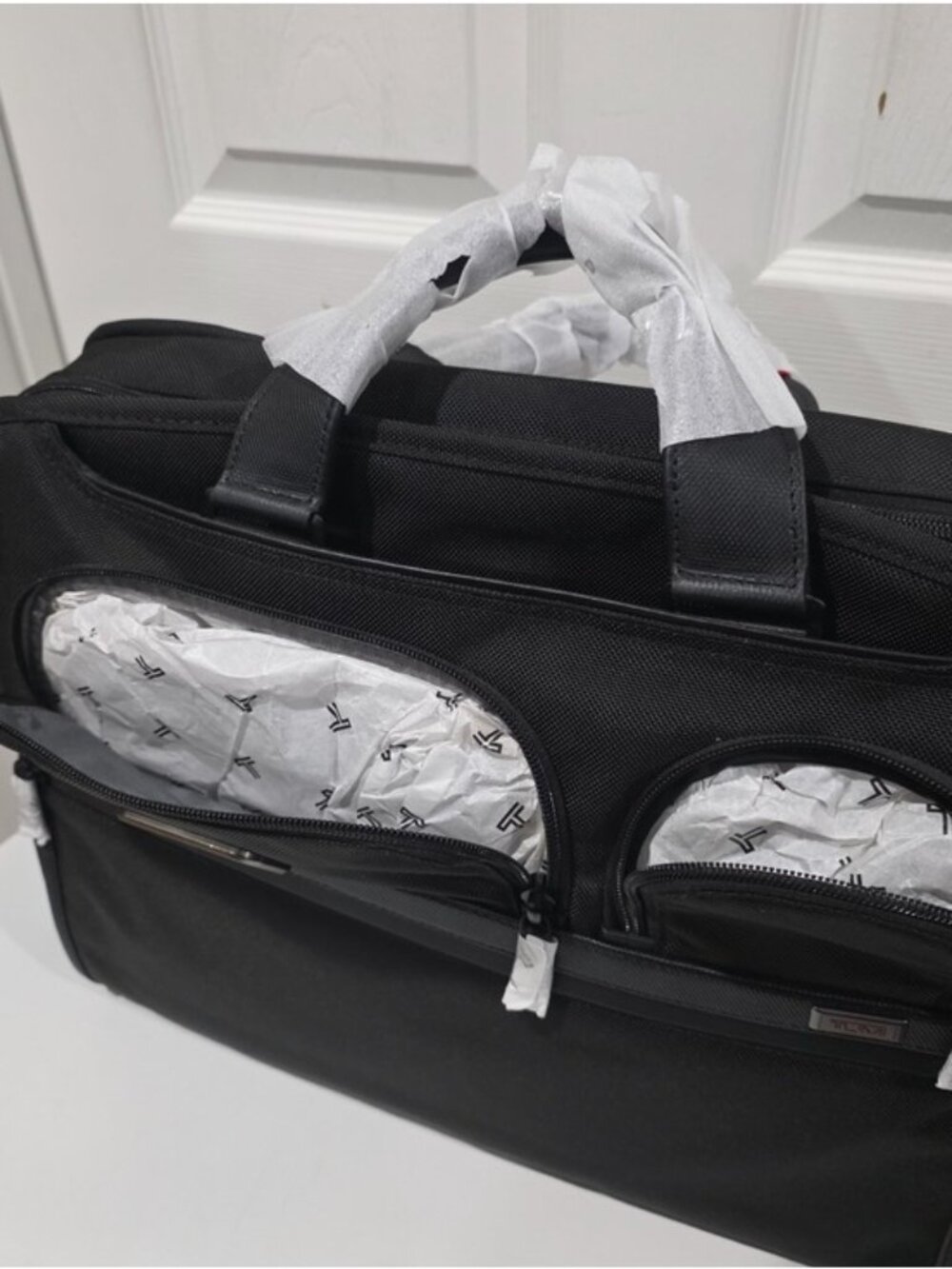 Tumi Alpha Compact Laptop Briefcase - Picture 8 of 10